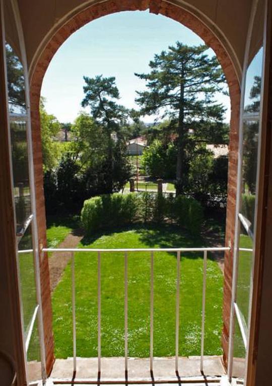 Chambres d'Hotes Au Château Saint-Nicolas-de-la-Grave Quarto foto